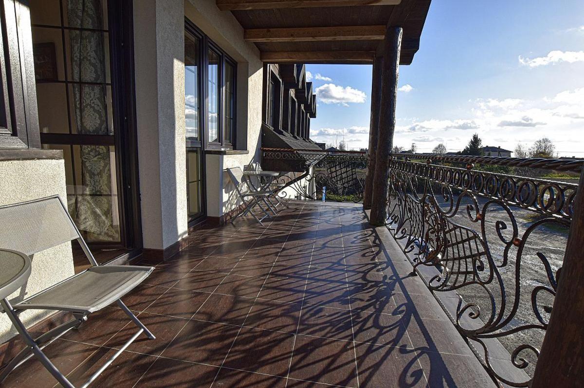 Bed and Breakfast Osrodek Bialy Lew Wojciechow  Exterior foto