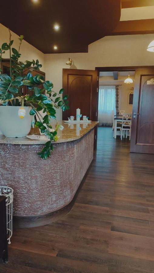 Bed and Breakfast Osrodek Bialy Lew Wojciechow  Exterior foto